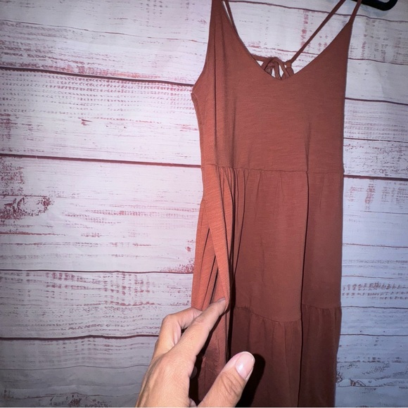 Old Navy, spaghetti strap tiered dress - Picture 7 of 8